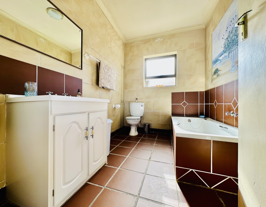 4 Bedroom Property for Sale in Vermont Western Cape